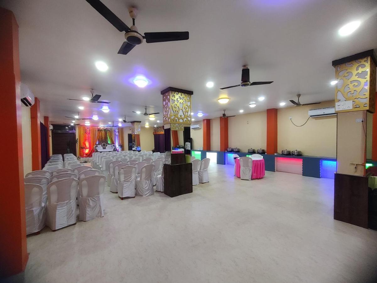 Matri Hotel & Banquets Patna  Exterior photo